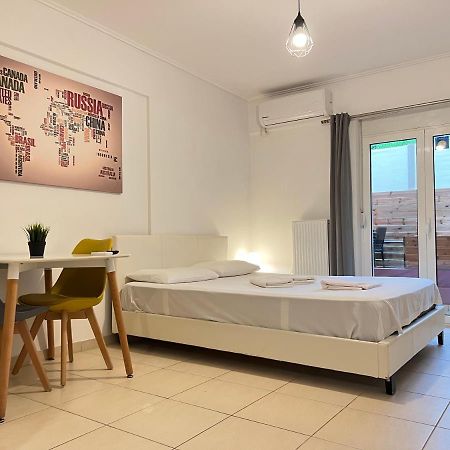 Jacuzzi Studio Close To Athens Airport!! パリニ エクステリア 写真