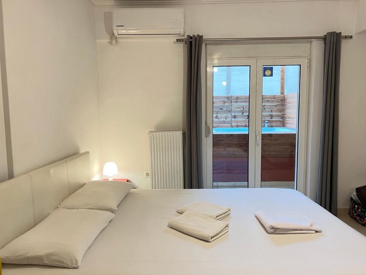 Jacuzzi Studio Close To Athens Airport!! パリニ エクステリア 写真